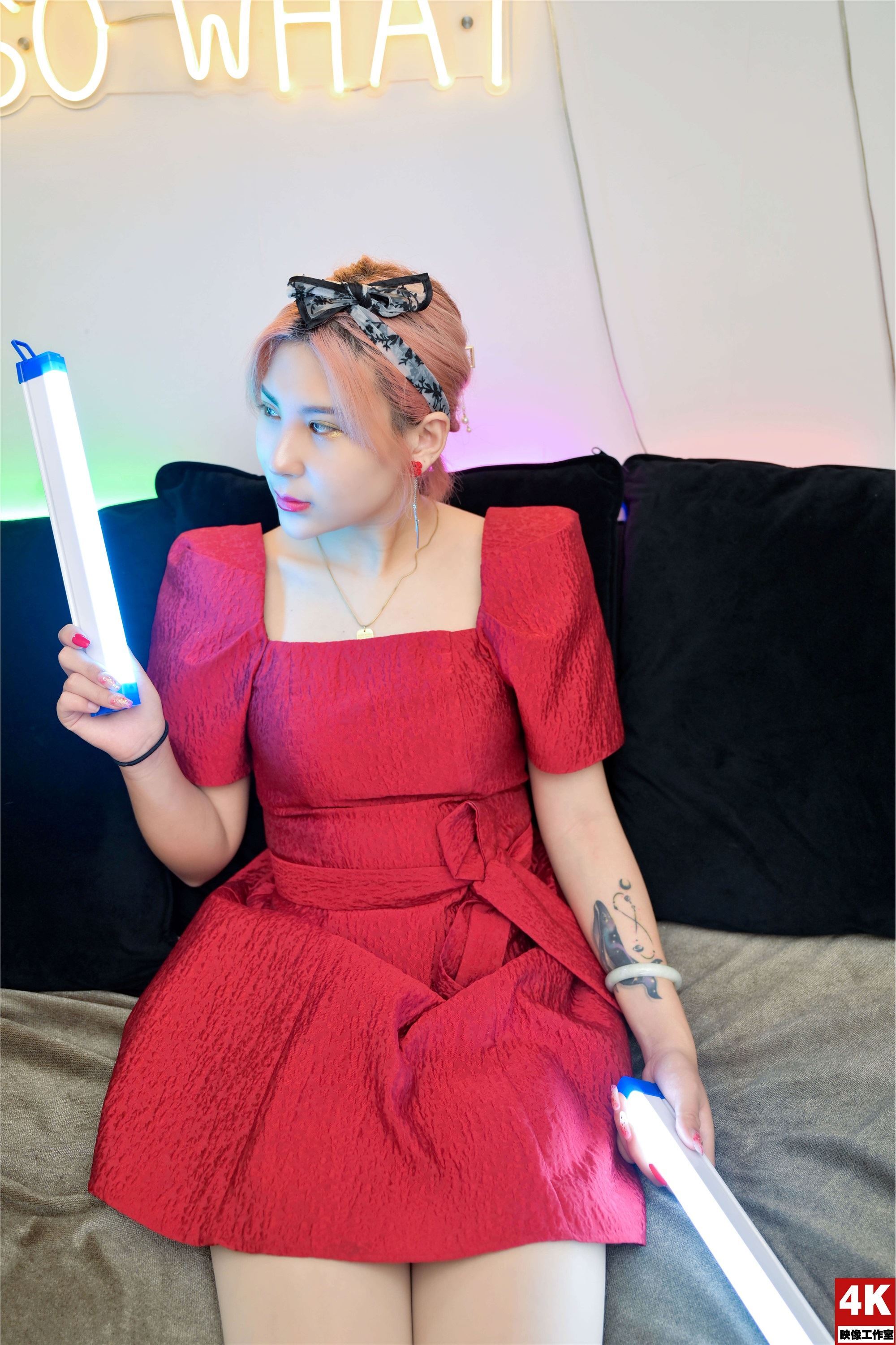 Ligui丽柜 2022.08.17 氛围灯下的肉丝 小發